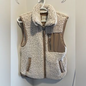Abercrombie Sherpa Vest